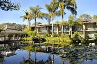 Ramada Limited Hotel Goleta Exterior photo